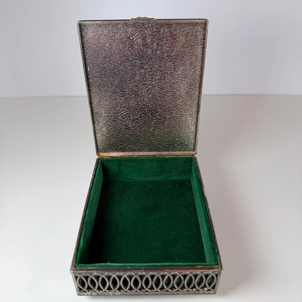 Trinket Box with Ballerina Ornate Silver Tone w/ Hinged Lid‎ jewel tone green